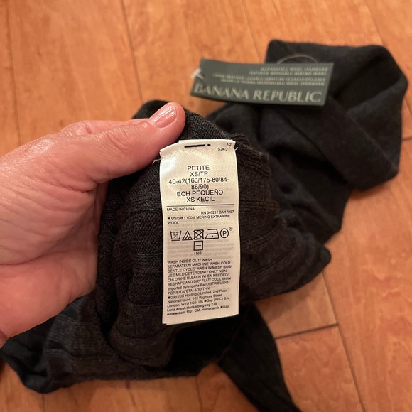 Banana Republic fine Marino wool ribbed turtleneck sweater nwt - Picture 6 of 7